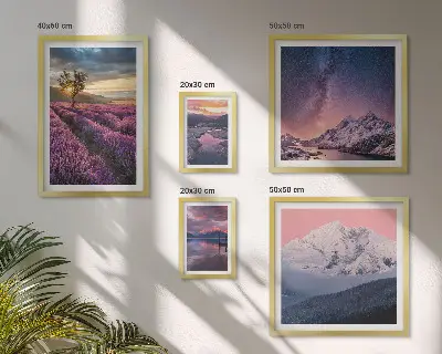 Set slika iznad kauča krajolici prirode s planinama lavande