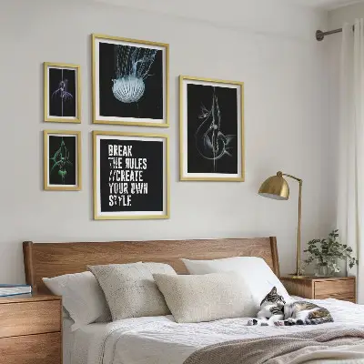 Apstraktni kreativni motivi poliptih u okviru
