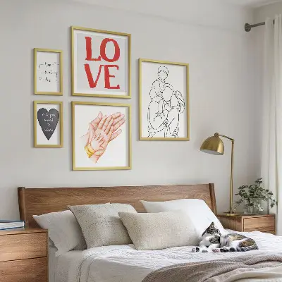 Poliptih u okviru motivi obitelji, ljubavi, topline i sreće