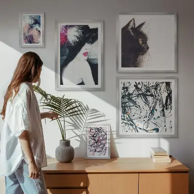 Elegantni apstraktni portreti poliptih u okviru