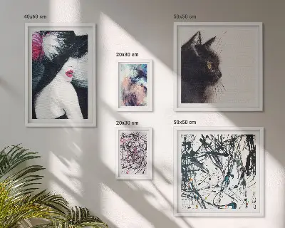 Elegantni apstraktni portreti poliptih u okviru