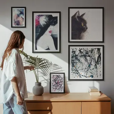 Elegantni apstraktni portreti poliptih u okviru