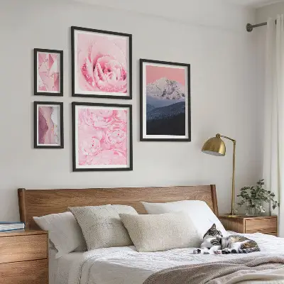 Set od 5 slika u okviru ružičasti pejzaži s motivom modernog cvijeća