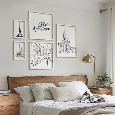 Set slika iznad kauča s elegantnim arhitektonskim ilustracijama set slika iznad kauča s motivima elegantnih arhitektonskih ilustracija