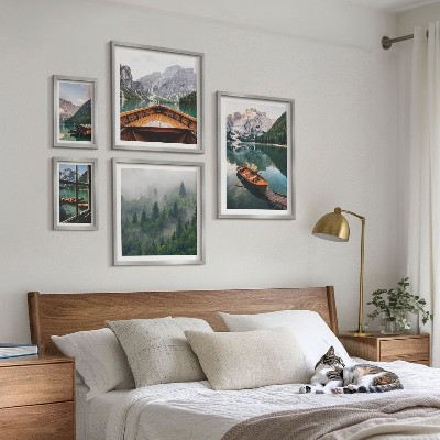Set 5 slika u okviru Čamci za mirna planinska jezera