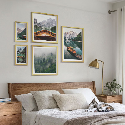 Set 5 slika u okviru Čamci za mirna planinska jezera