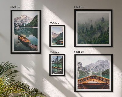Set 5 slika u okviru Čamci za mirna planinska jezera