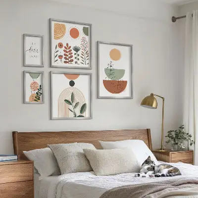 Elegantna biljna i geometrijska grafika poliptih u okviru