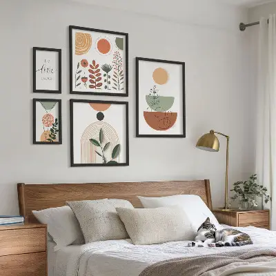 Elegantna biljna i geometrijska grafika poliptih u okviru