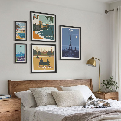 Set 5 slika u okviru Europski gradovi s retro ikonama