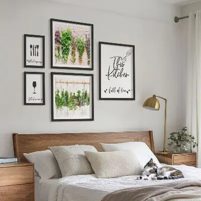Poliptih u okviru pribor za kuhinju s motivom začinskog bilja