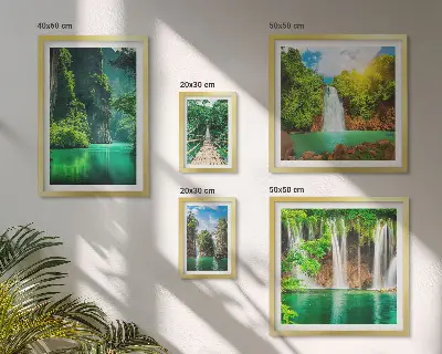 Set slika iznad kauča zelena priroda s tropskim slapovima