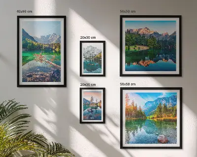 Set od 5 slika u okviru planinski krajolici s jezerima i šumama