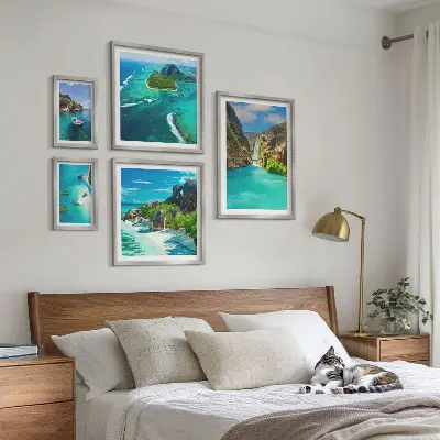 Tropski vodopadi i plaže poliptih u okviru