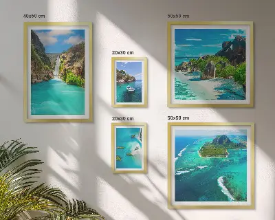 Tropski vodopadi i plaže poliptih u okviru