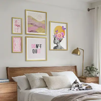 Set slika iznad kauča inspiracije s motivima cvijeća u boho stilu