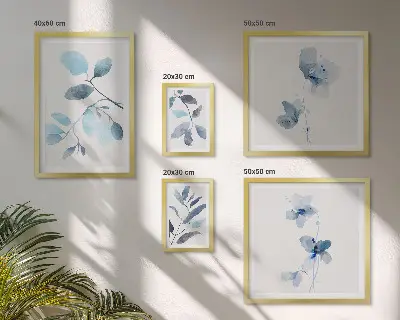 Plavi biljni akcenti poliptih u okviru