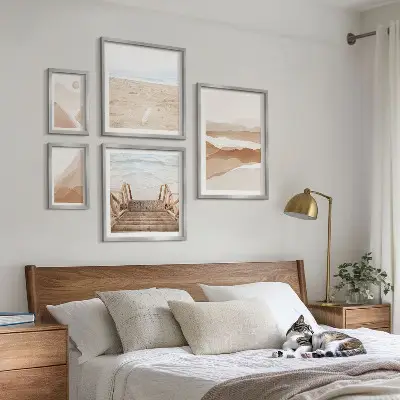 Set slika iznad kauča s motivima plaže i planina minimalistički dizajn