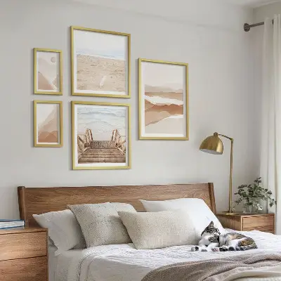 Set slika iznad kauča s motivima plaže i planina minimalistički dizajn