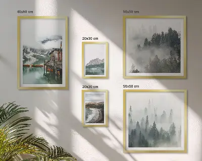 Set od 5 slika u okviru planinski krajolici s vikendicama i vodom