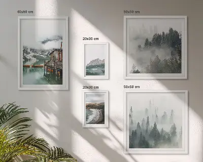 Set od 5 slika u okviru planinski krajolici s vikendicama i vodom