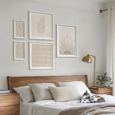 Poliptih u okviru elegantni ukrasi s motivima prirode i geometrijskim oblicima