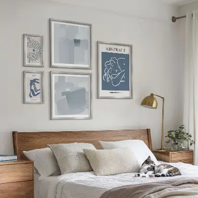 Elegantne minimalističke apstrakcije poliptih u okviru