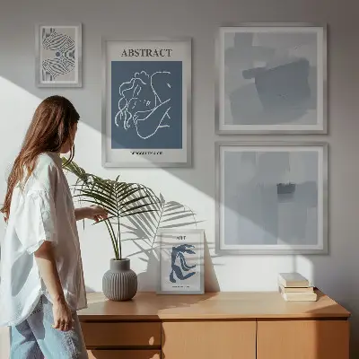Elegantne minimalističke apstrakcije poliptih u okviru