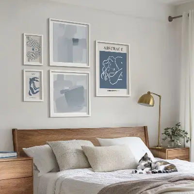 Elegantne minimalističke apstrakcije poliptih u okviru