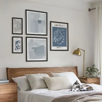 Elegantne minimalističke apstrakcije poliptih u okviru