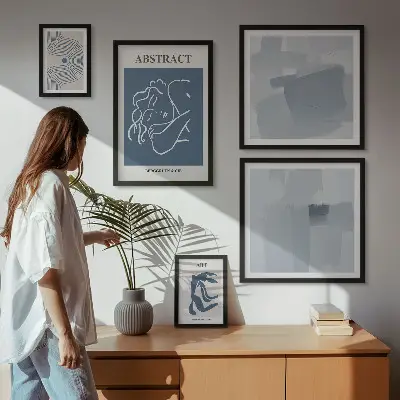Elegantne minimalističke apstrakcije poliptih u okviru