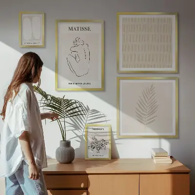Set slika iznad kauča minimalističkog stila s oblicima