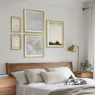 Minimalističke ptice u letu poliptih u okviru