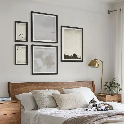 Minimalističke ptice u letu poliptih u okviru