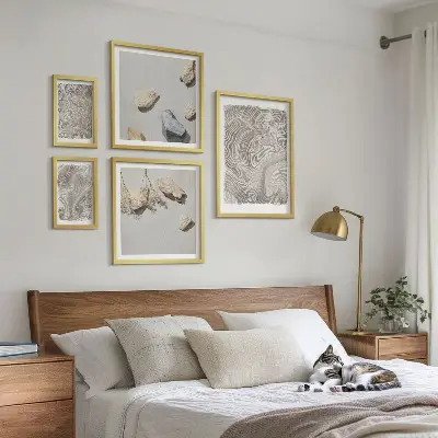 Moderni apstraktni oblici poliptih u okviru
