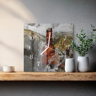 Stakleni četvrtasti sat Pivo