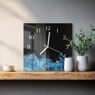 Stakleni četvrtasti sat Voda