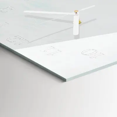 Stakleni četvrtasti sat Apstrakcija
