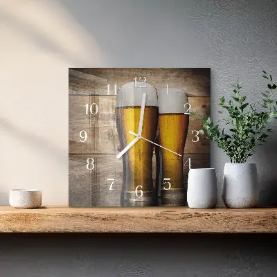 Stakleni četvrtasti sat Pivo