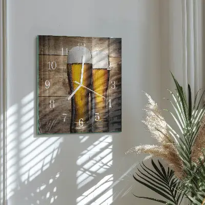 Stakleni četvrtasti sat Pivo