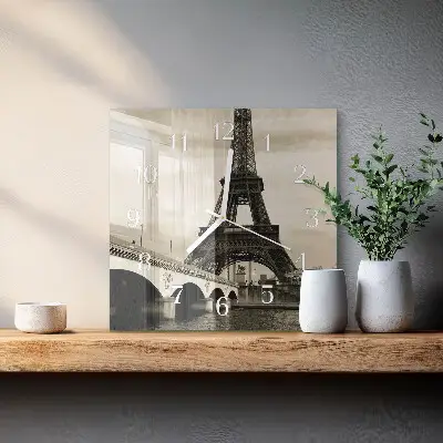 Stakleni četvrtasti sat Pariz