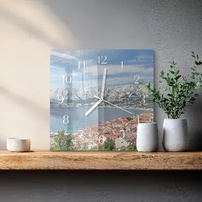 Stakleni četvrtasti sat Zaljev