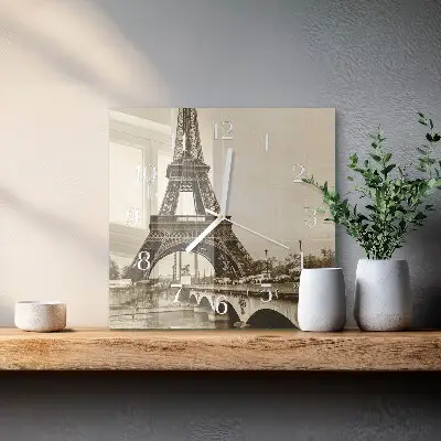 Stakleni četvrtasti sat Pariz