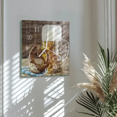 Stakleni četvrtasti sat Perec s pivom