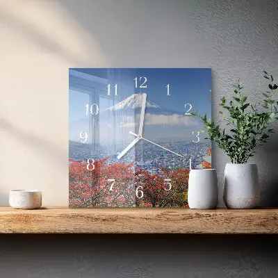 Stakleni četvrtasti sat Planina