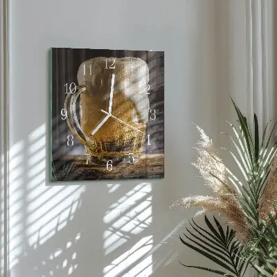 Stakleni četvrtasti sat Pivo