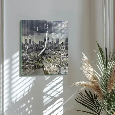 Stakleni četvrtasti sat Varšava