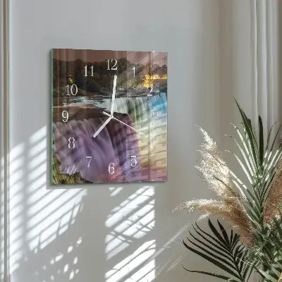 Stakleni četvrtasti sat Slap