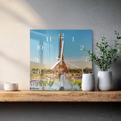 Stakleni četvrtasti sat Pariz