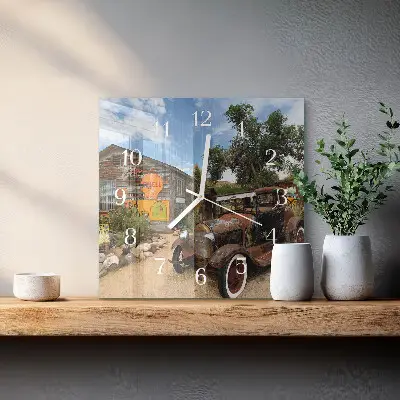 Stakleni četvrtasti sat Stari auto